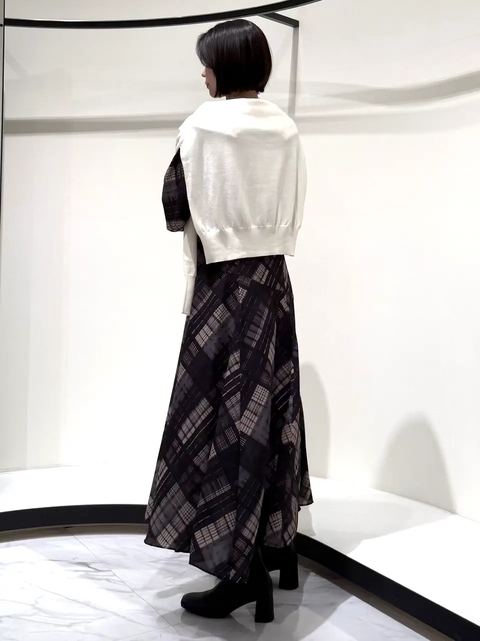 GRACE CONTINENTAL Suzuka コーディネート画像