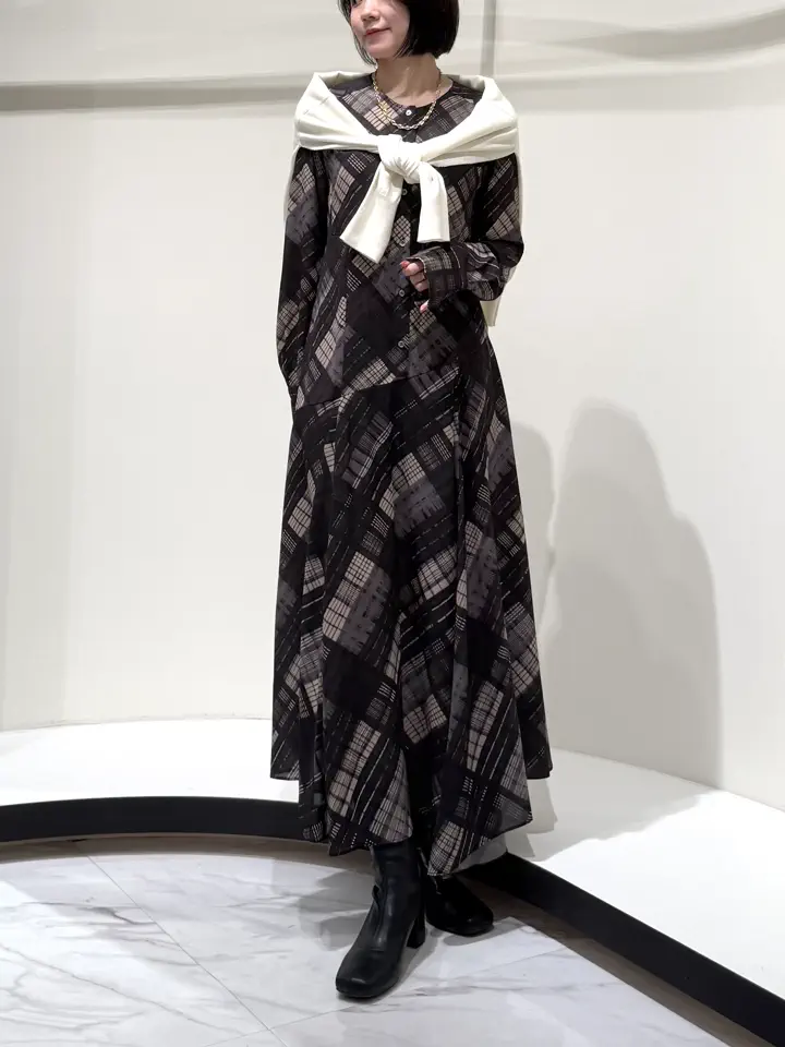 GRACE CONTINENTAL Suzuka コーディネート画像