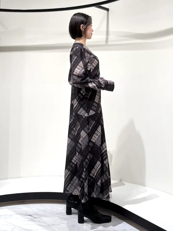 GRACE CONTINENTAL Suzuka コーディネート画像