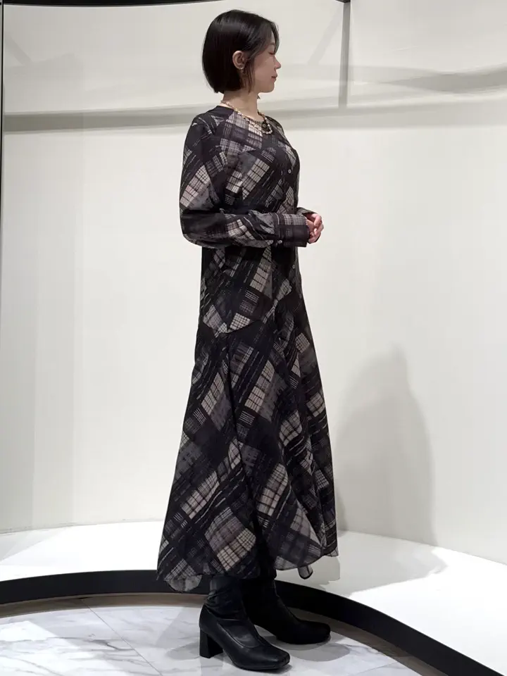 GRACE CONTINENTAL Suzuka コーディネート画像