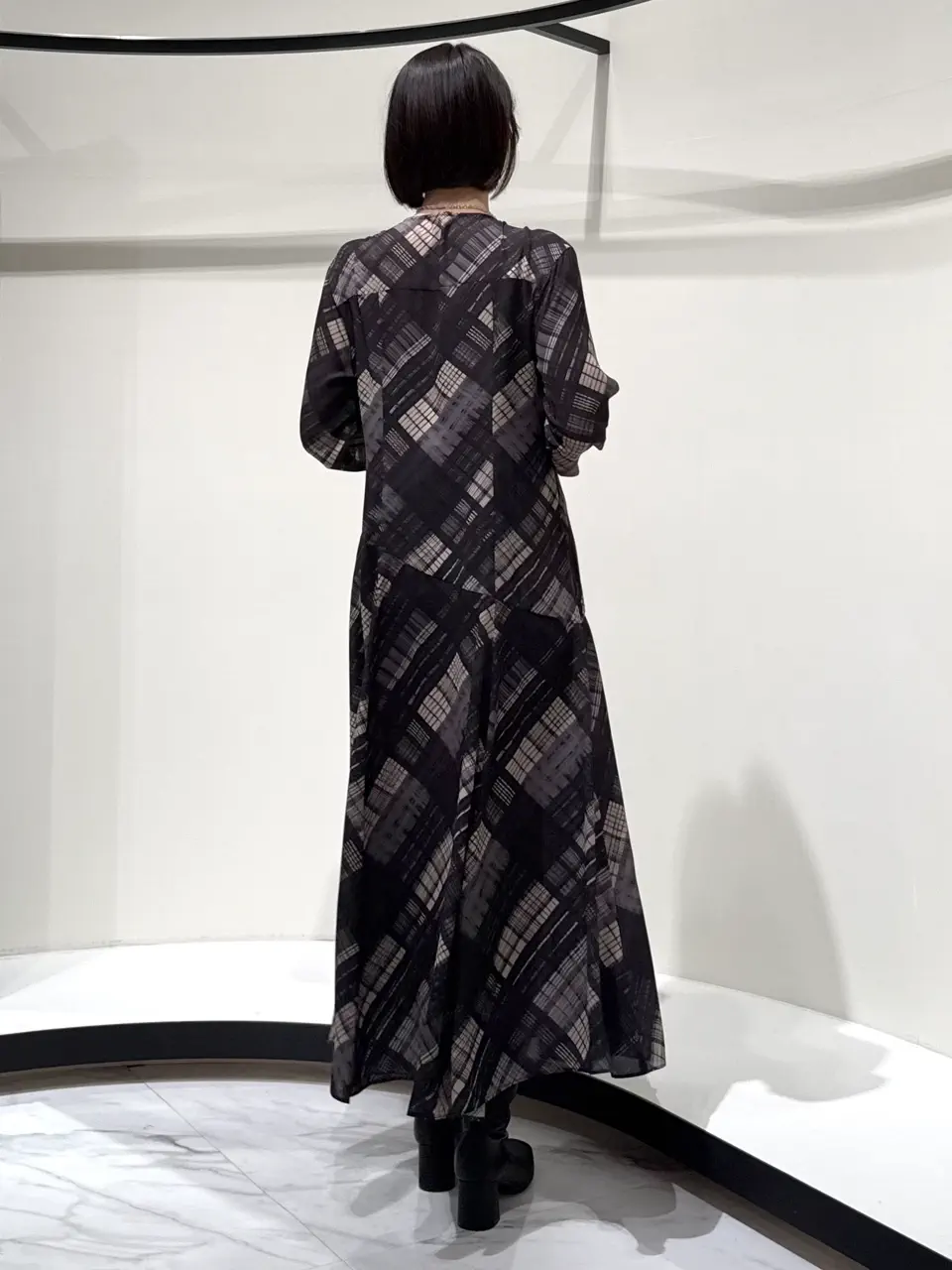 GRACE CONTINENTAL Suzuka コーディネート画像