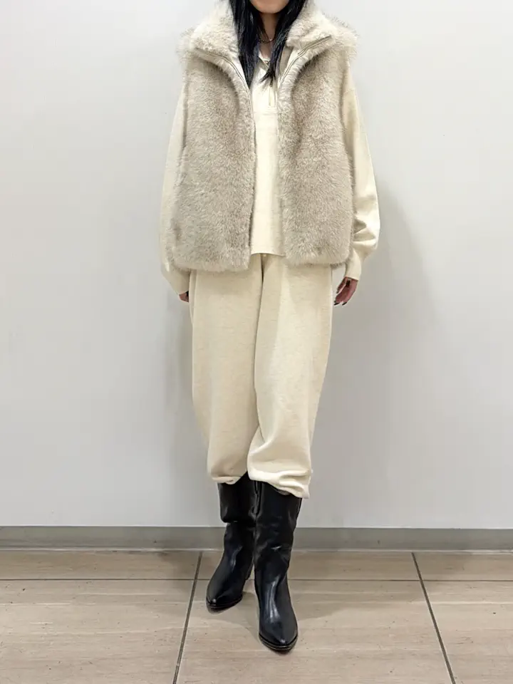 GRACE CONTINENTAL yoshi コーディネート画像