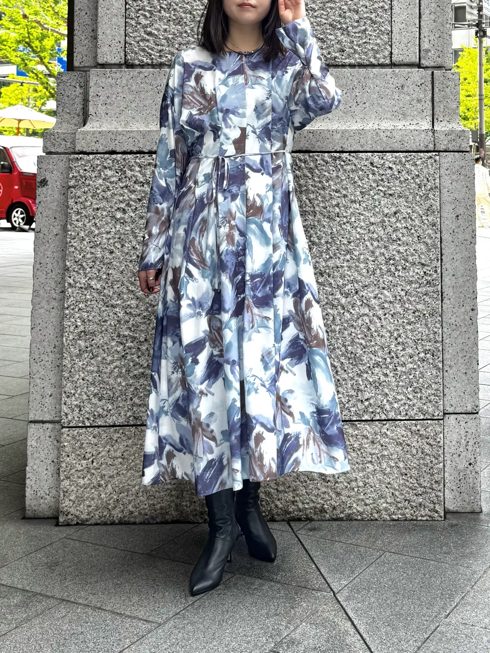 GRACE CONTINENTAL 伊藤　静華 コーディネート画像