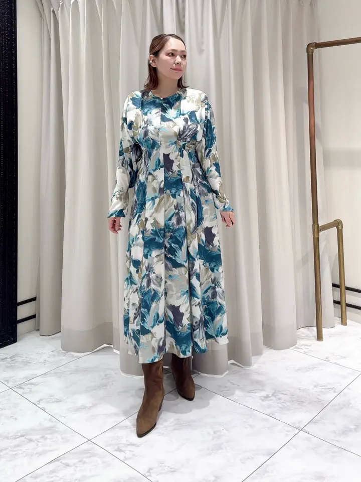 GRACE CONTINENTAL Izumi コーディネート画像
