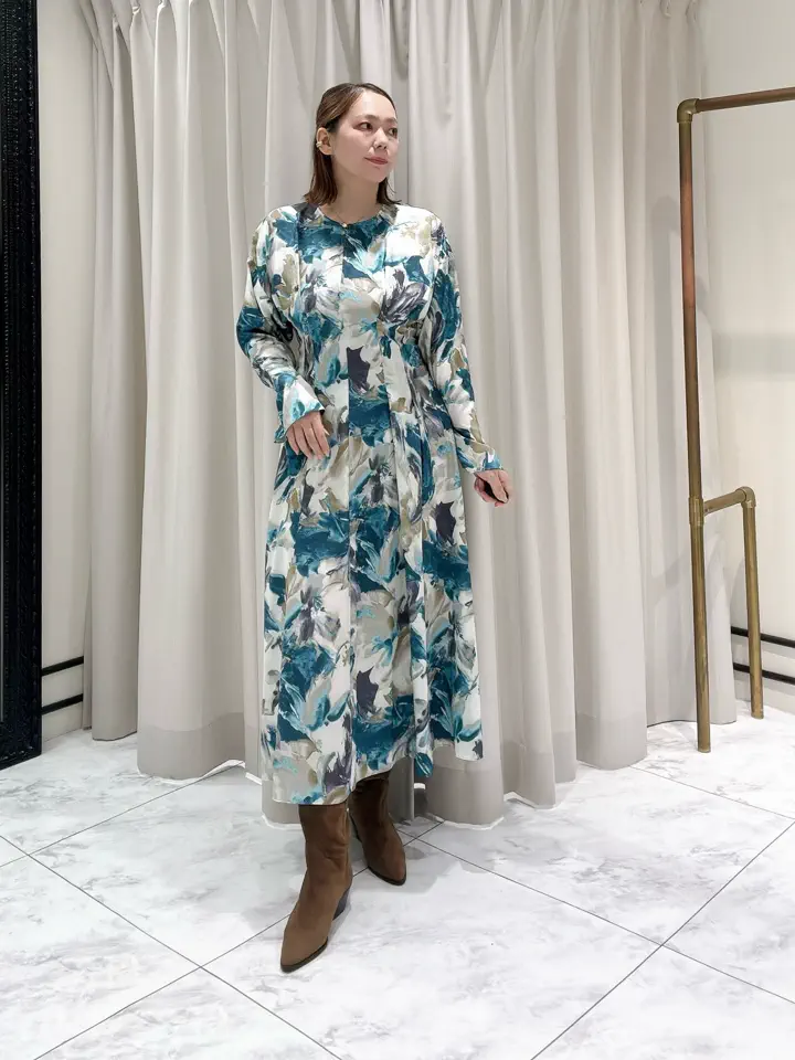 GRACE CONTINENTAL Izumi コーディネート画像