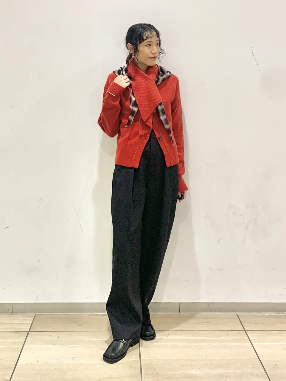  haruka iwasaki コーディネート画像