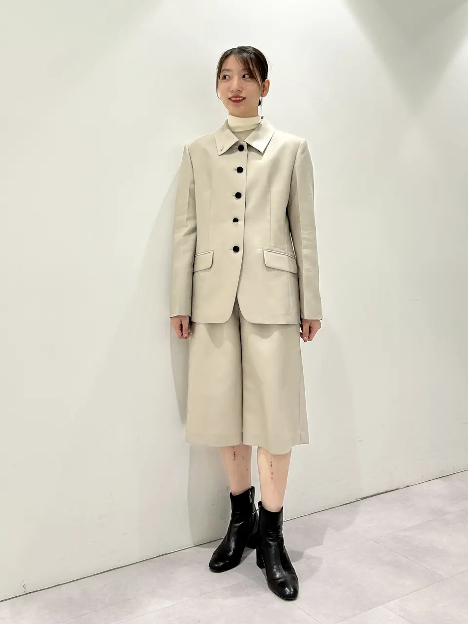 GRACE CONTINENTAL eri コーディネート画像