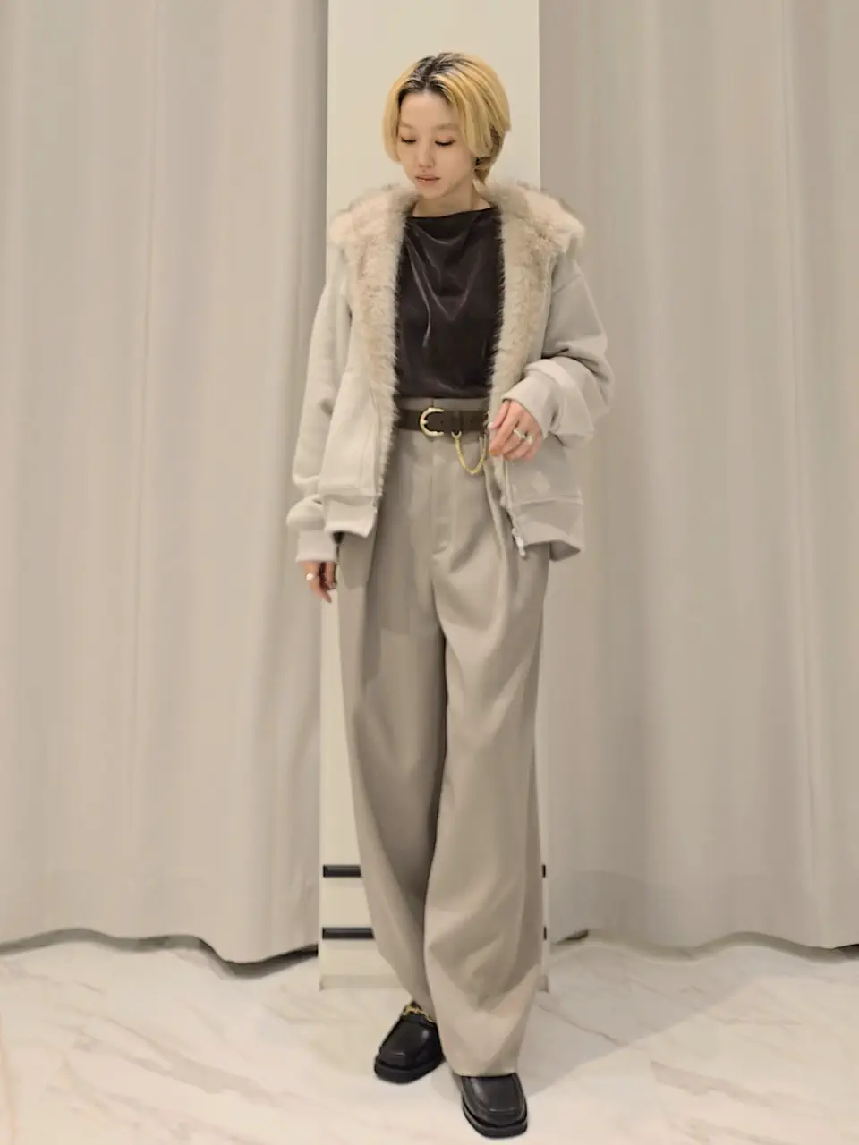  isono yui コーディネート画像