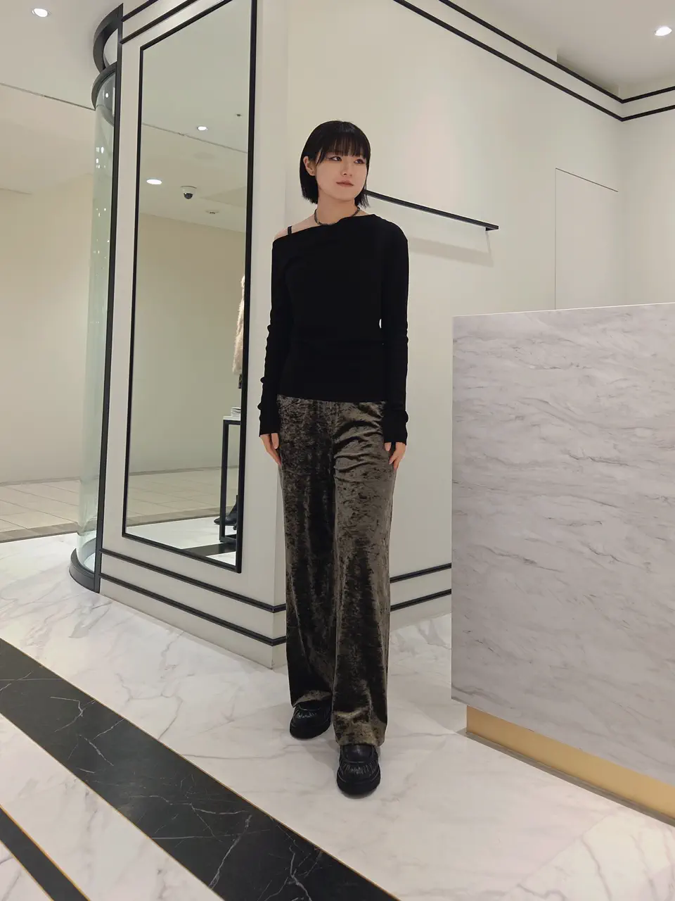  Akari コーディネート画像