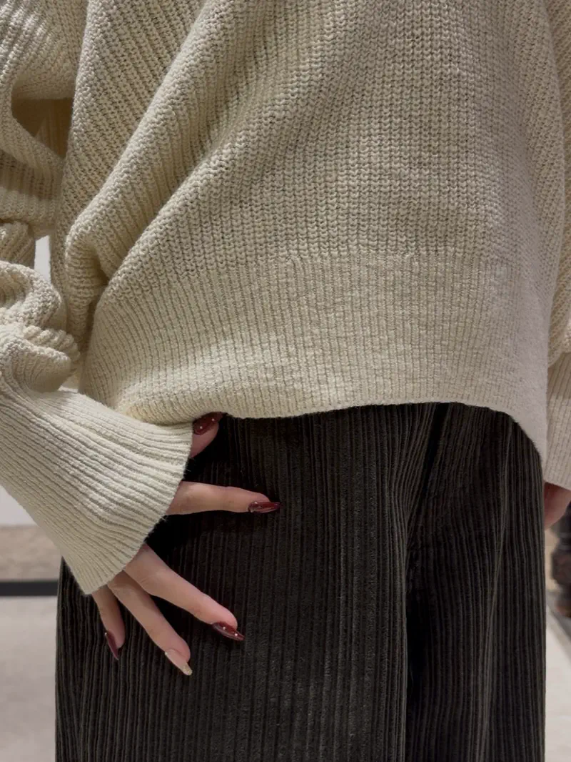 GRACE CONTINENTAL Hata Haruna コーディネート画像