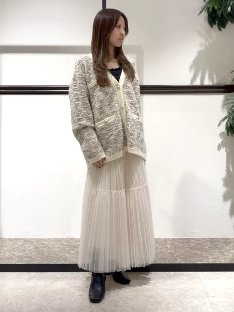 GRACE CONTINENTAL Hata Haruna コーディネート画像