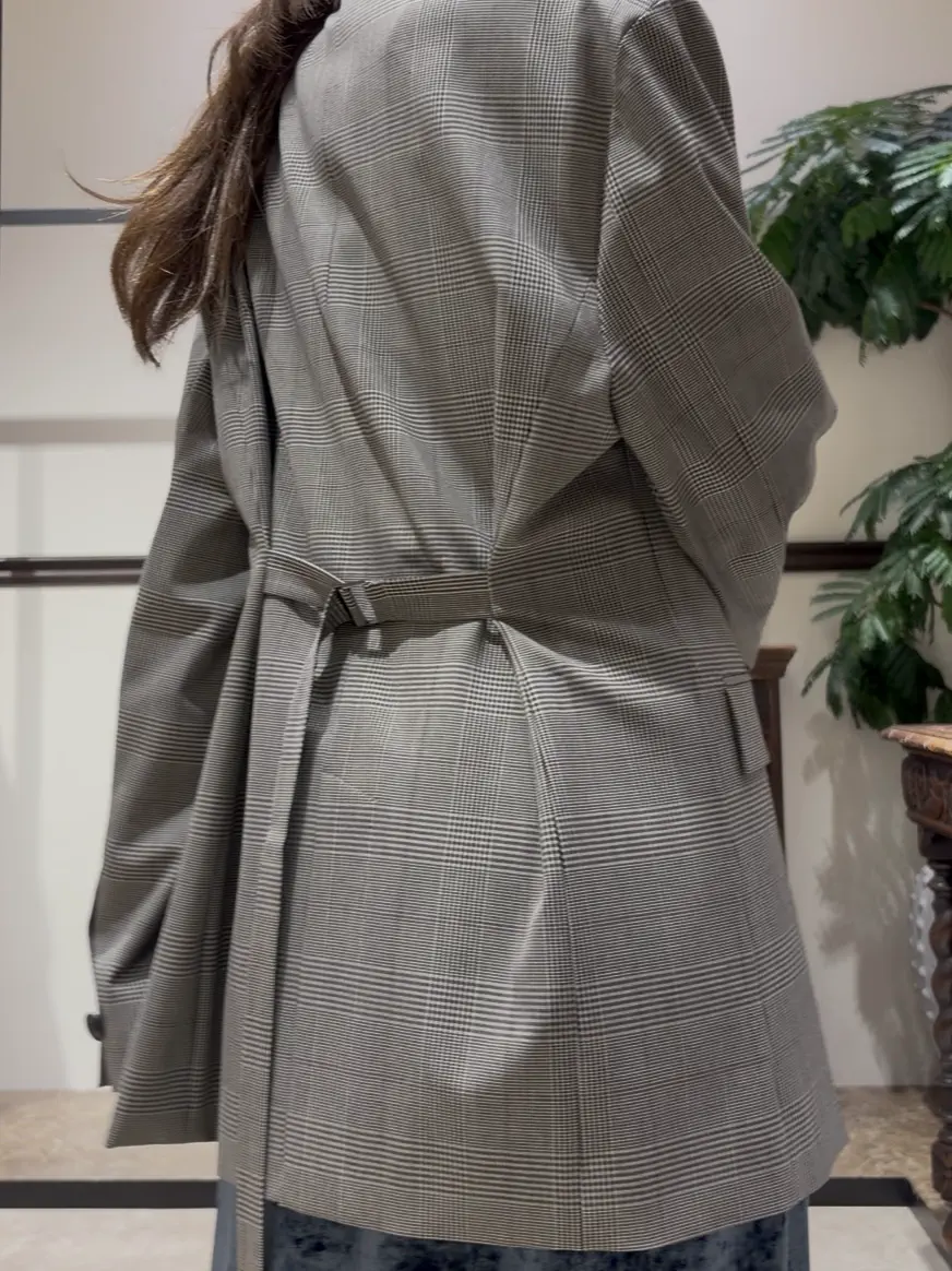 GRACE CONTINENTAL Hata Haruna コーディネート画像