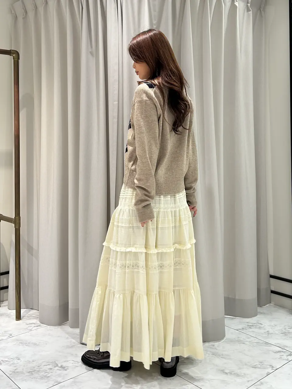 GRACE CONTINENTAL 志田　悠 コーディネート画像