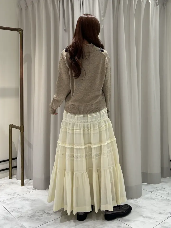 GRACE CONTINENTAL 志田　悠 コーディネート画像