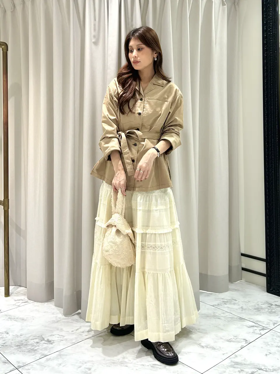 GRACE CONTINENTAL 志田　悠 コーディネート画像