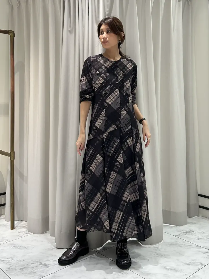 GRACE CONTINENTAL 志田　悠 コーディネート画像