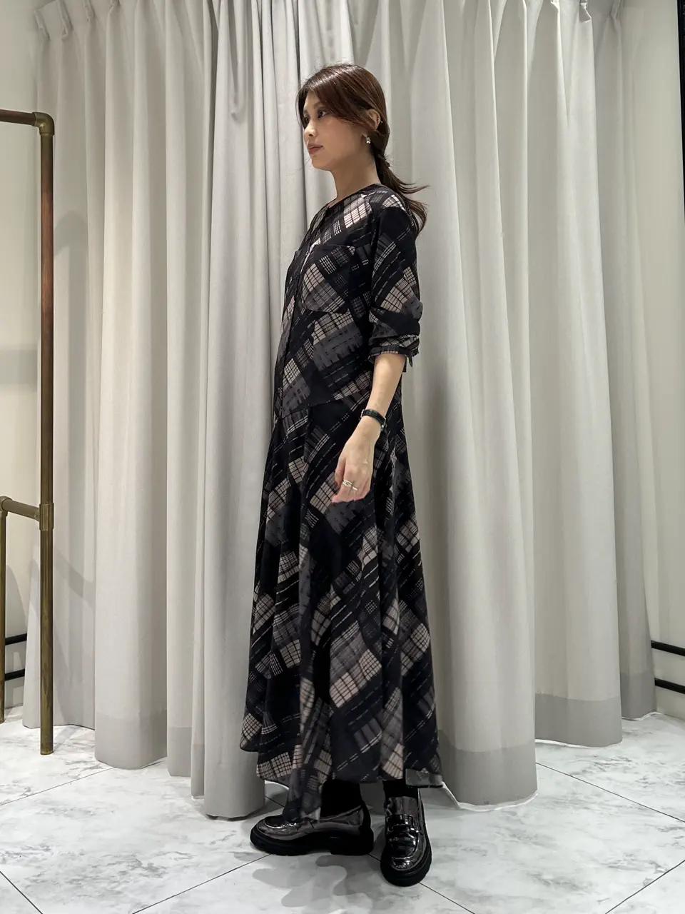 GRACE CONTINENTAL 志田　悠 コーディネート画像