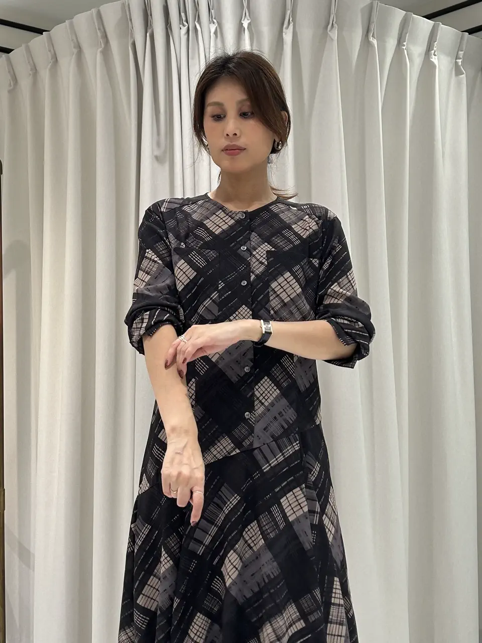GRACE CONTINENTAL 志田　悠 コーディネート画像