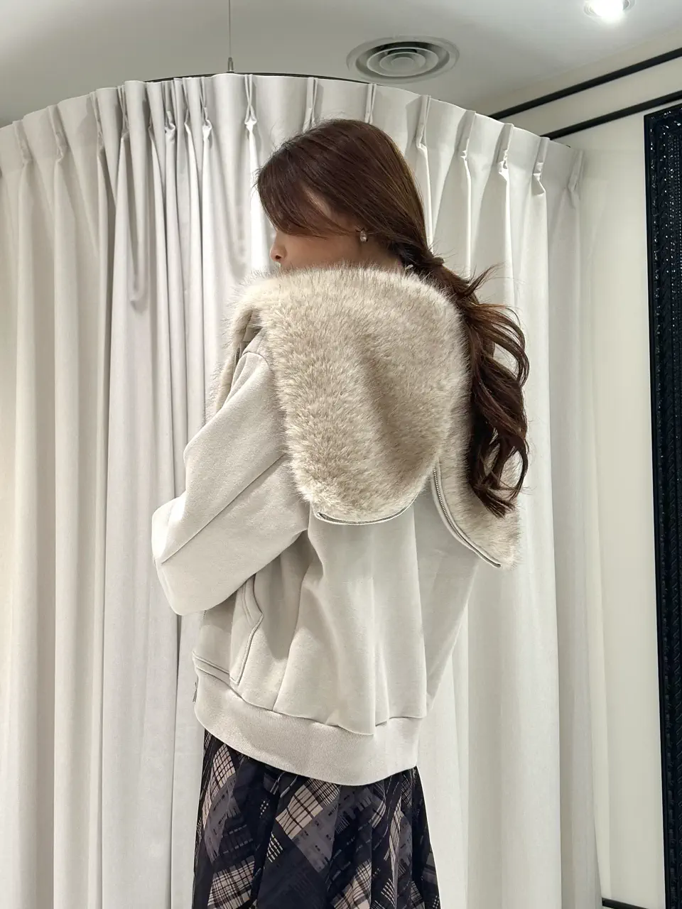 GRACE CONTINENTAL 志田　悠 コーディネート画像