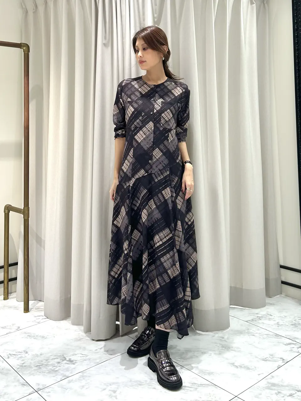 GRACE CONTINENTAL 志田　悠 コーディネート画像