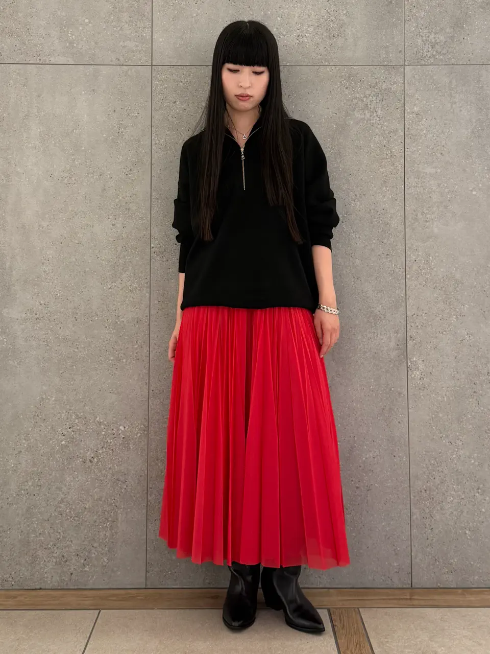  anri コーディネート画像