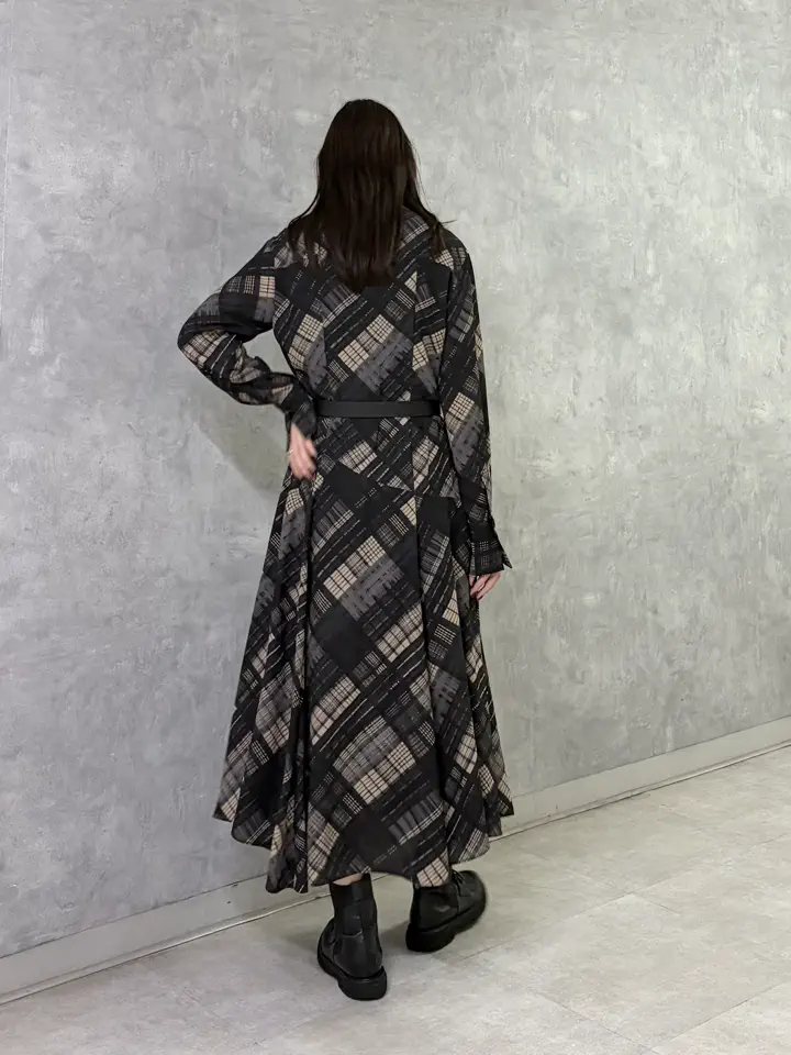 GRACE CONTINENTAL kobayashi コーディネート画像