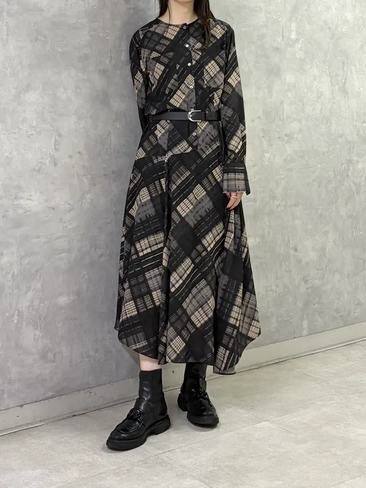 GRACE CONTINENTAL kobayashi コーディネート画像