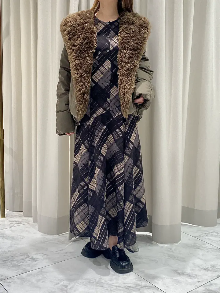GRACE CONTINENTAL aika コーディネート画像