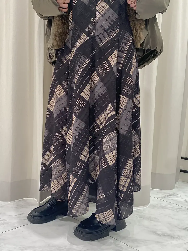 GRACE CONTINENTAL aika コーディネート画像