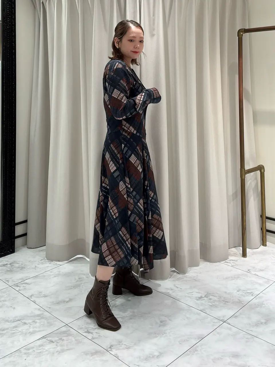 GRACE CONTINENTAL Izumi コーディネート画像