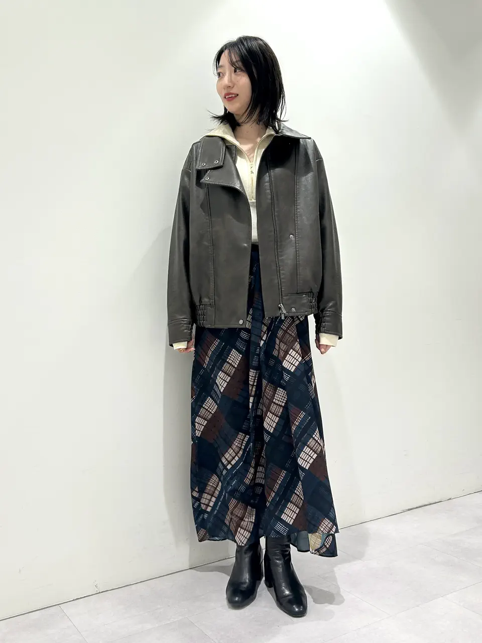  eri コーディネート画像
