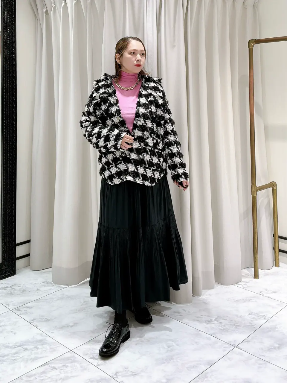 GRACE CONTINENTAL Izumi コーディネート画像