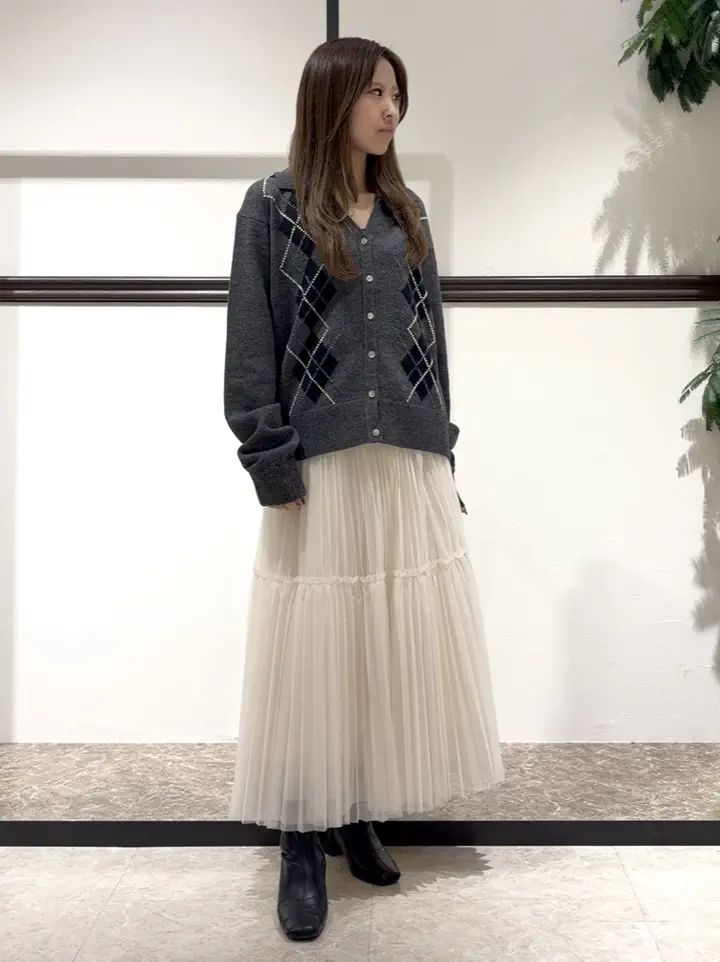 GRACE CONTINENTAL Hata Haruna コーディネート画像
