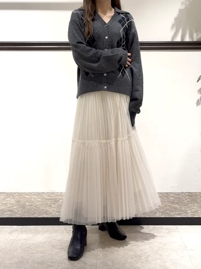 GRACE CONTINENTAL Hata Haruna コーディネート画像