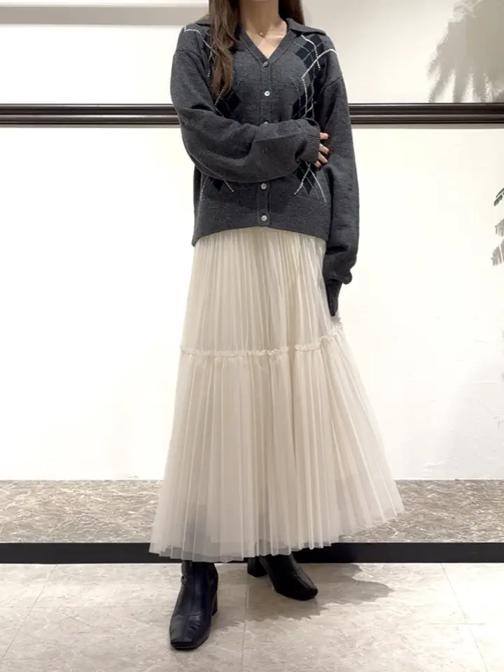 GRACE CONTINENTAL Hata Haruna コーディネート画像