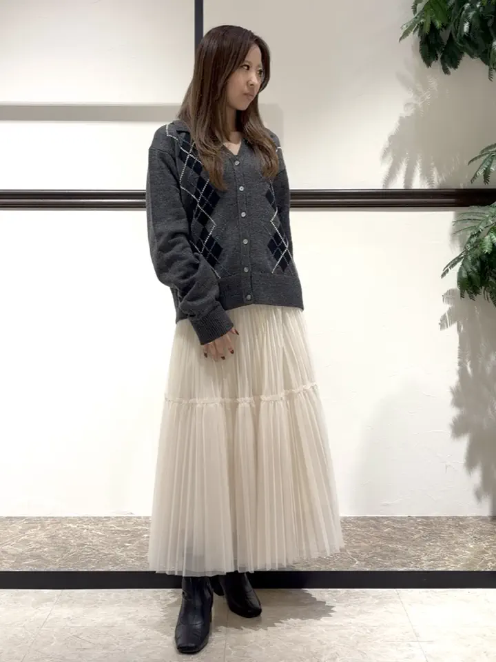 GRACE CONTINENTAL Hata Haruna コーディネート画像