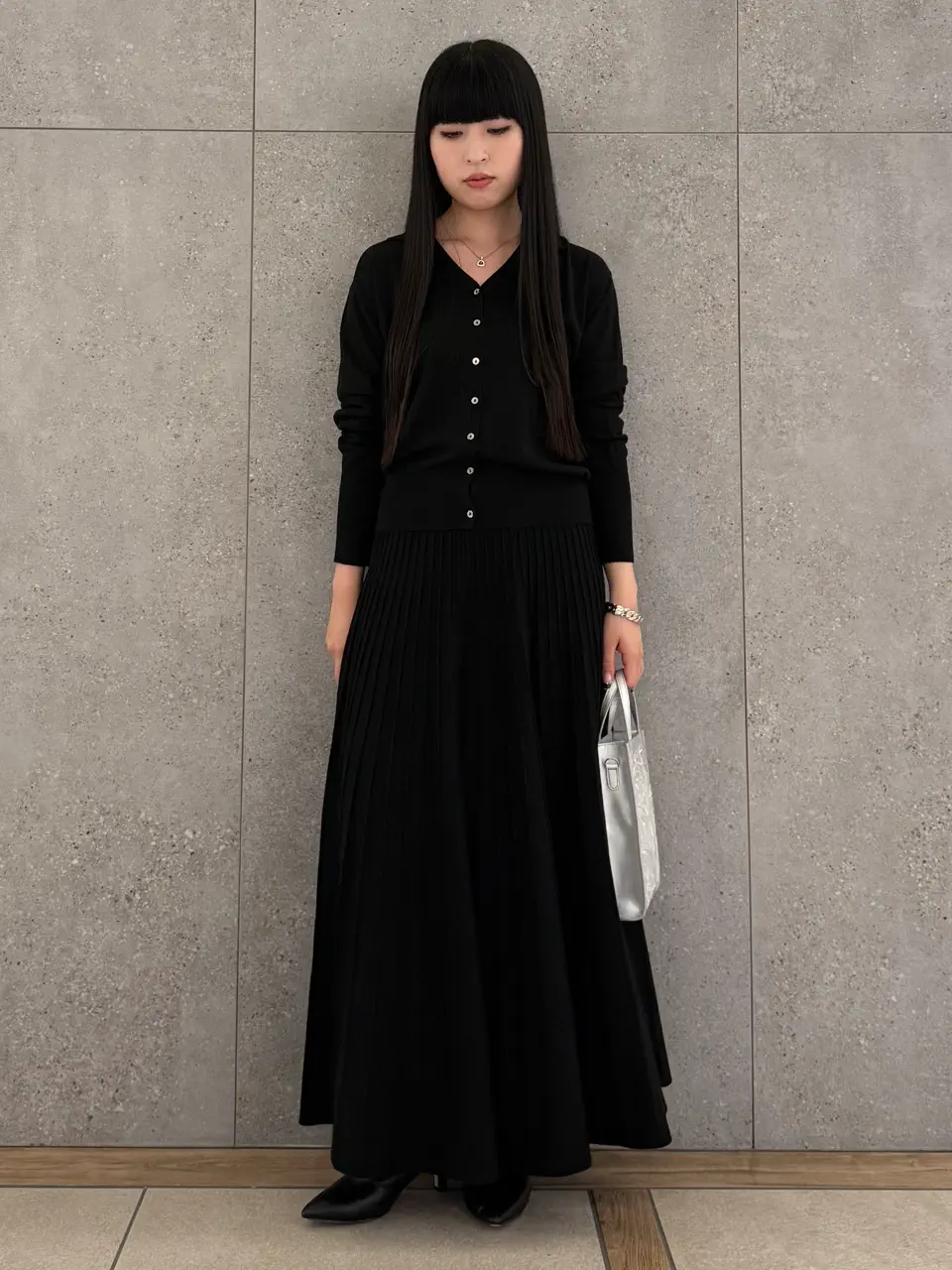  anri コーディネート画像