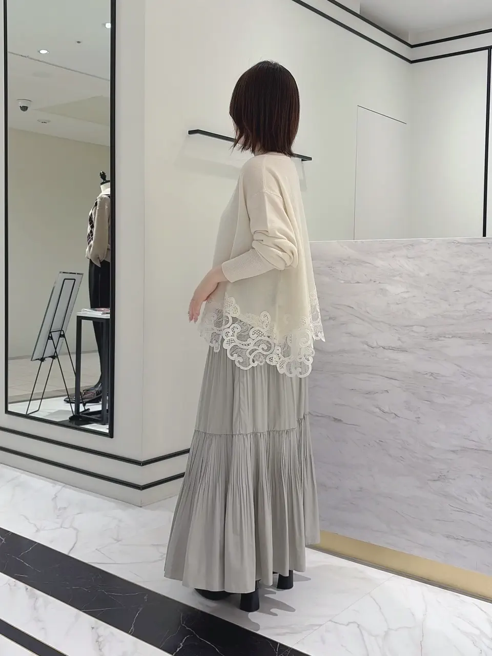 GRACE CONTINENTAL SASAKI コーディネート画像