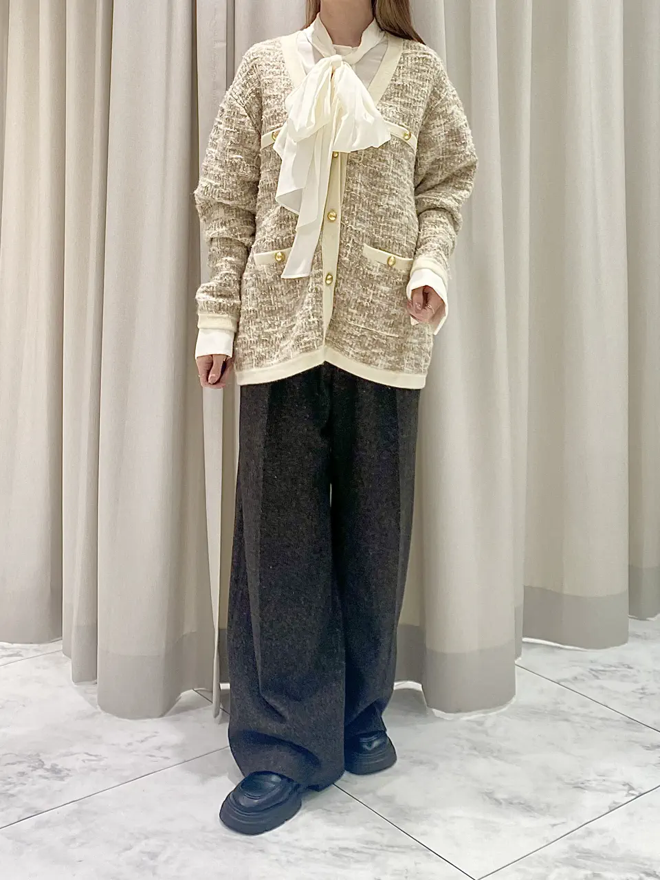  aika コーディネート画像