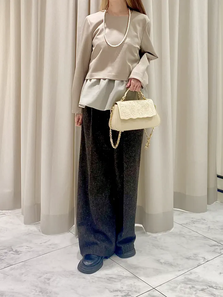 GRACE CONTINENTAL aika コーディネート画像