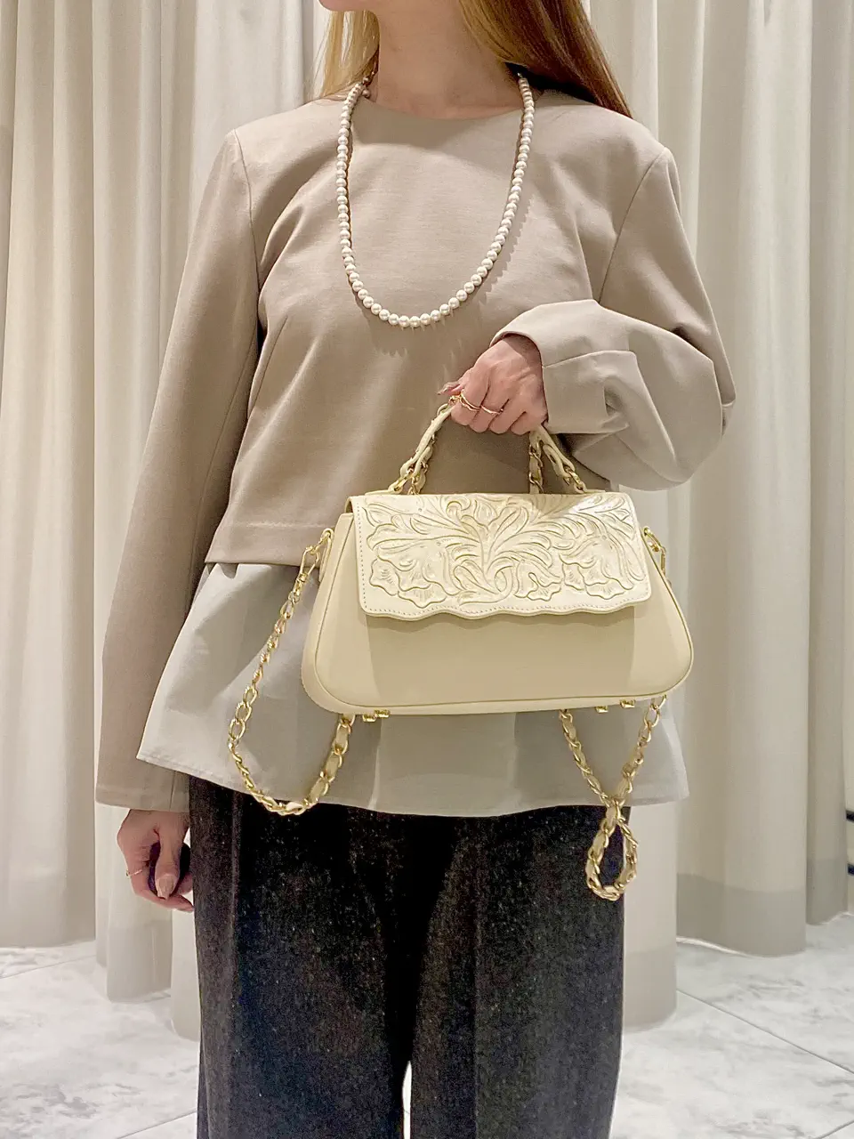 GRACE CONTINENTAL aika コーディネート画像