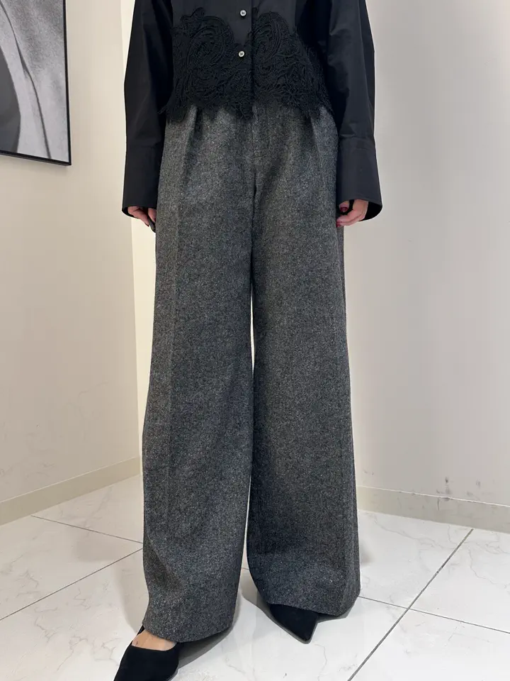 GRACE CONTINENTAL 尾田　亜沙美 コーディネート画像