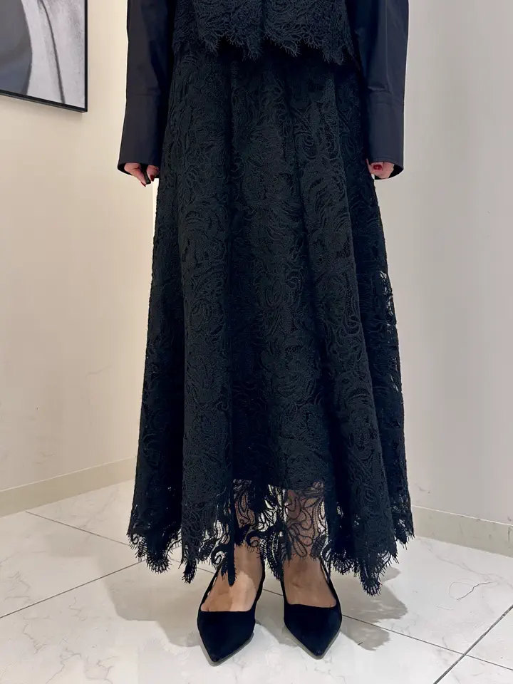 GRACE CONTINENTAL 尾田　亜沙美 コーディネート画像