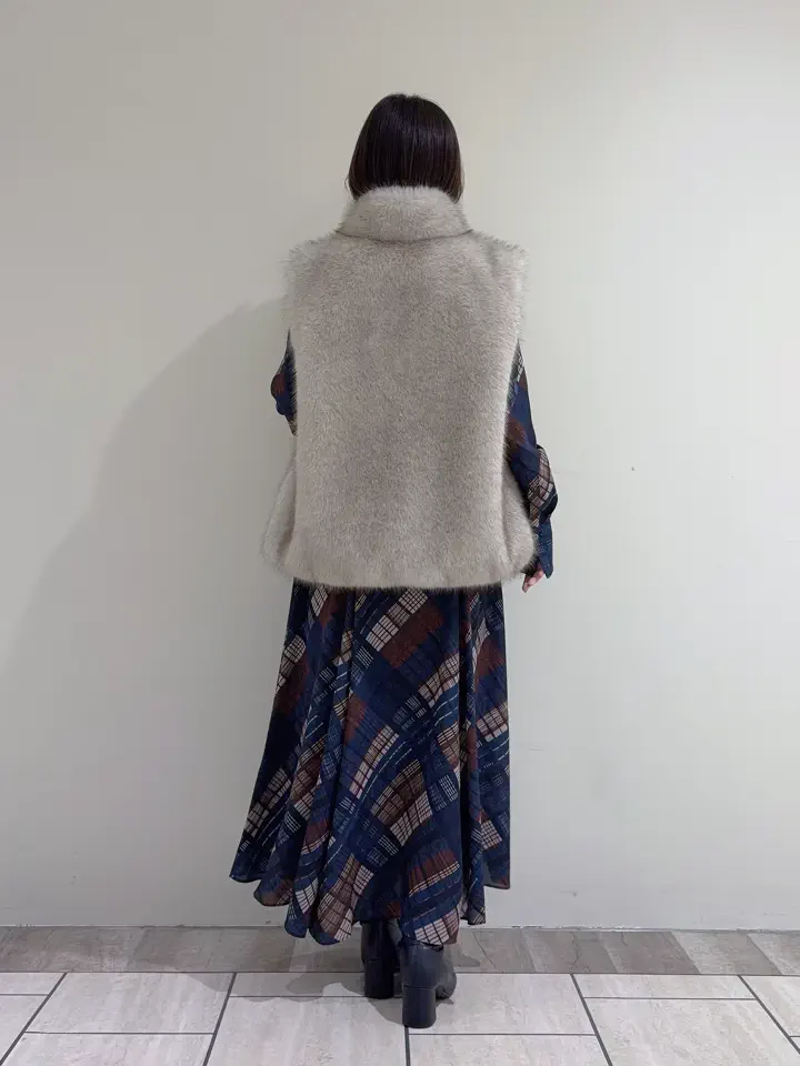 GRACE CONTINENTAL SASAKI コーディネート画像