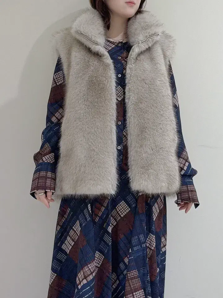 GRACE CONTINENTAL SASAKI コーディネート画像