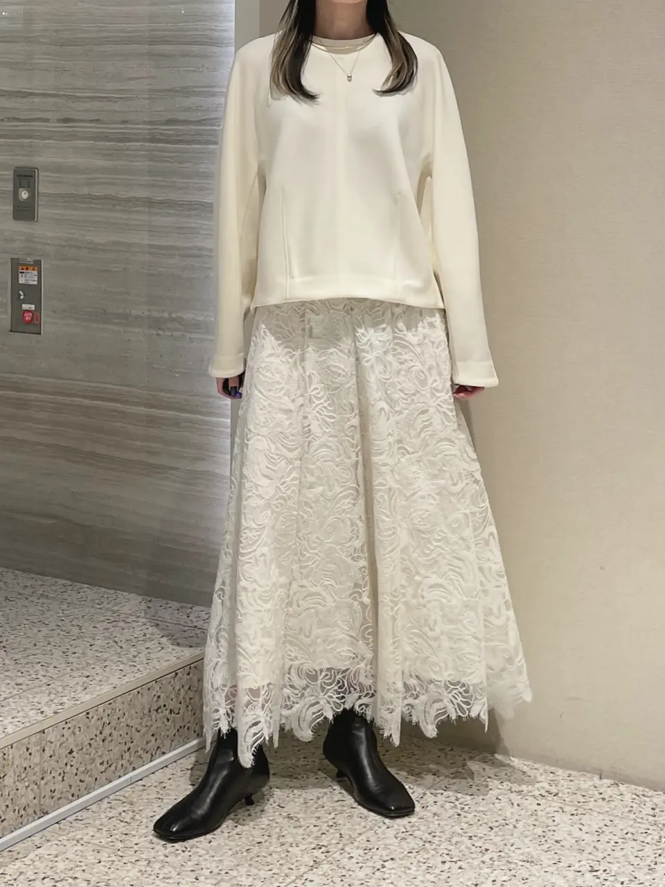 GRACE CONTINENTAL 三浦　芙優 コーディネート画像