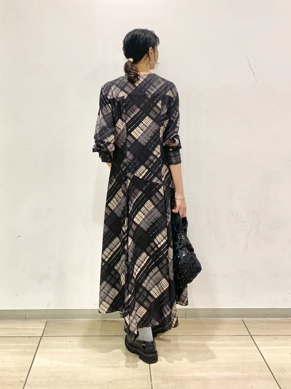 GRACE CONTINENTAL haruka iwasaki コーディネート画像