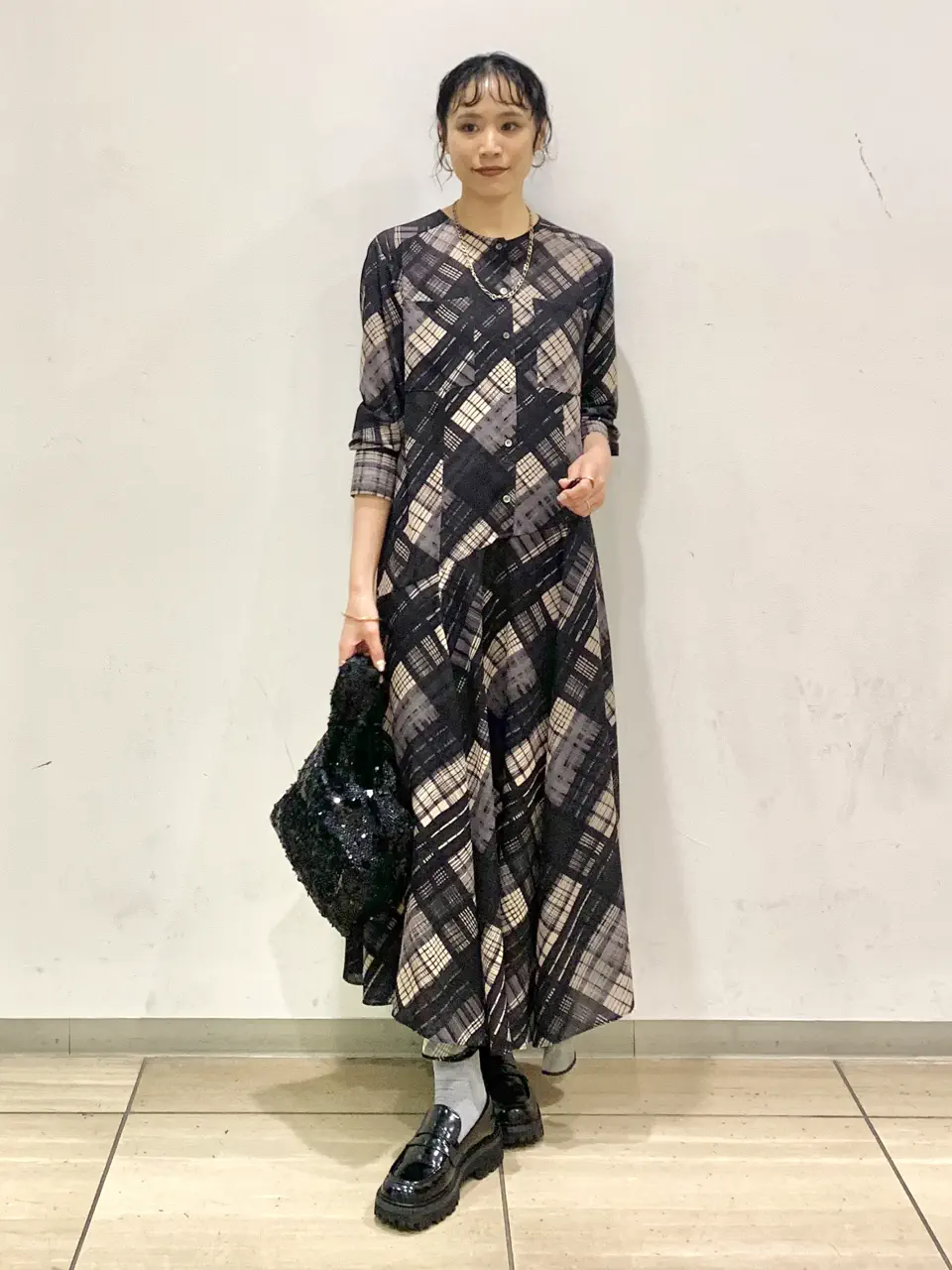GRACE CONTINENTAL haruka iwasaki コーディネート画像