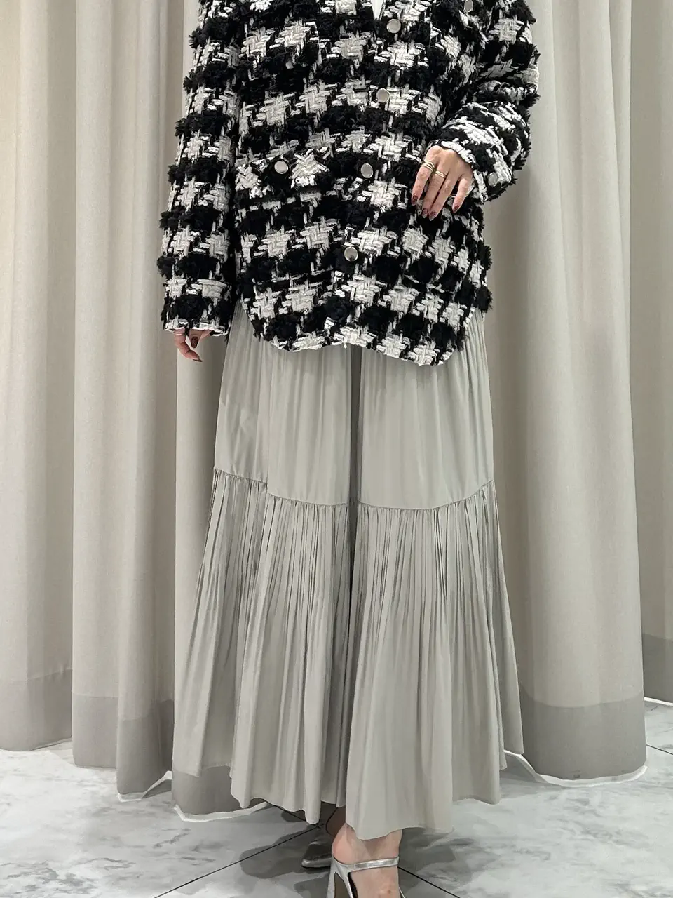GRACE CONTINENTAL 志田　悠 コーディネート画像