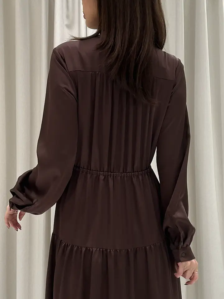 GRACE CONTINENTAL 志田　悠 コーディネート画像